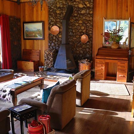 Kukummi Lodge - Formerly Mackaya Bella Country Lodge Champagne Valley ภายนอก รูปภาพ