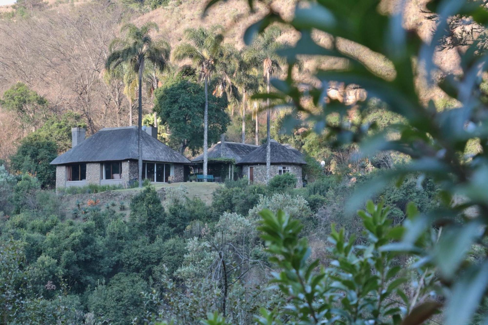 Kukummi Lodge - Formerly Mackaya Bella Country Lodge Champagne Valley ภายนอก รูปภาพ